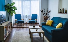 Hideout Apartment